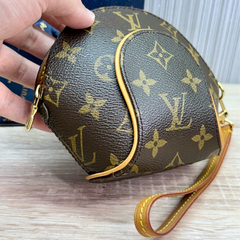 LV M51129 ELLIPSE 老花貝殼拉鍊手拿包化妝包晚宴包-7