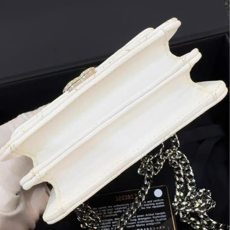 【全網最低價】 Chanel 白色琺瑯小廢包 97新-4