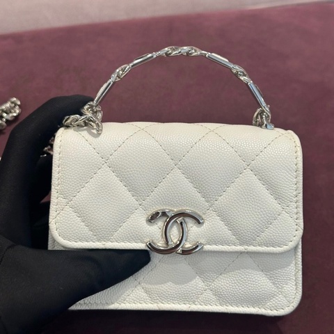 【全網最低價】 Chanel 白色琺瑯小廢包 97新