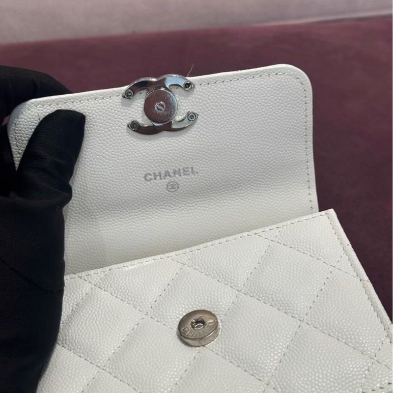 【全網最低價】 Chanel 白色琺瑯小廢包 97新-1