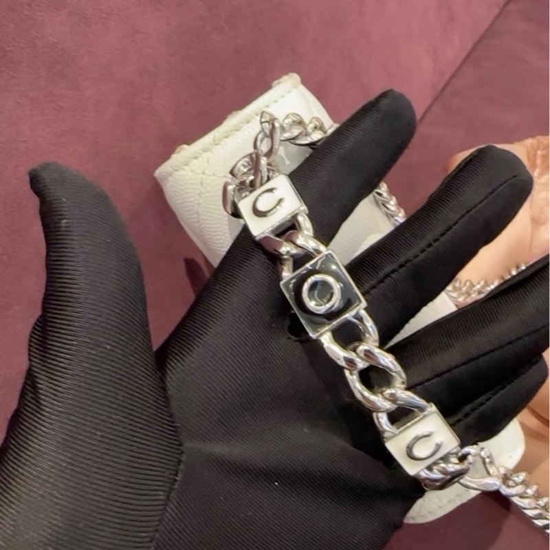 【全網最低價】 Chanel 白色琺瑯小廢包 97新-7