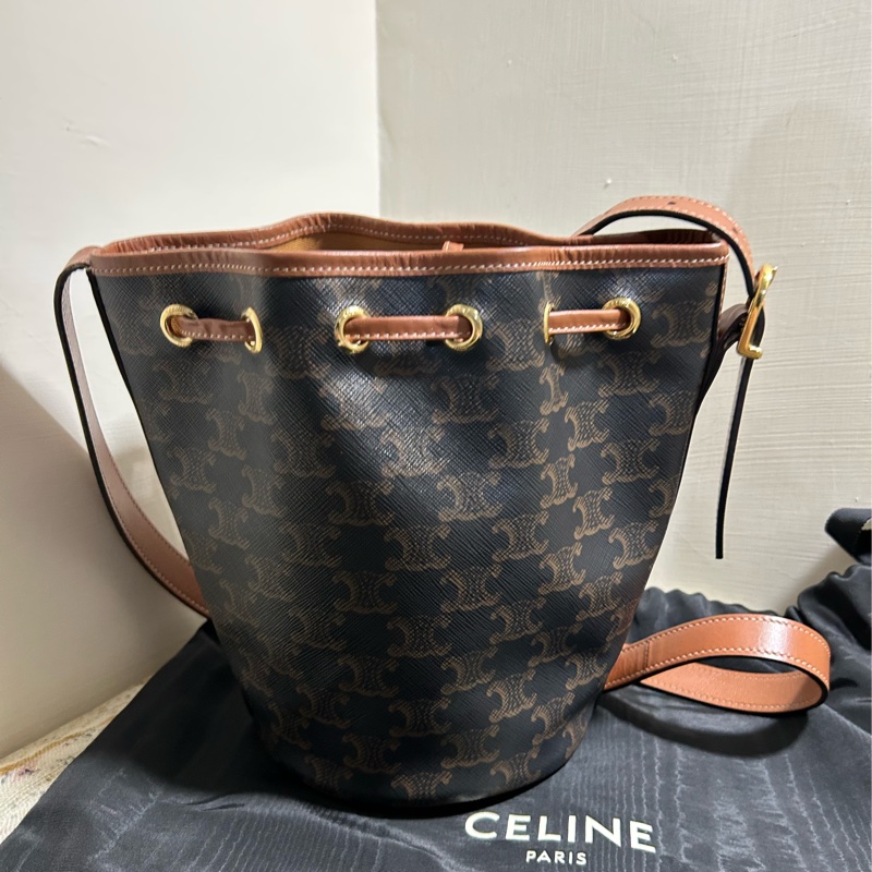 CELINE 賽琳標識印花牛皮革繩索手袋水桶包有防塵袋 超級可愛🎀-6
