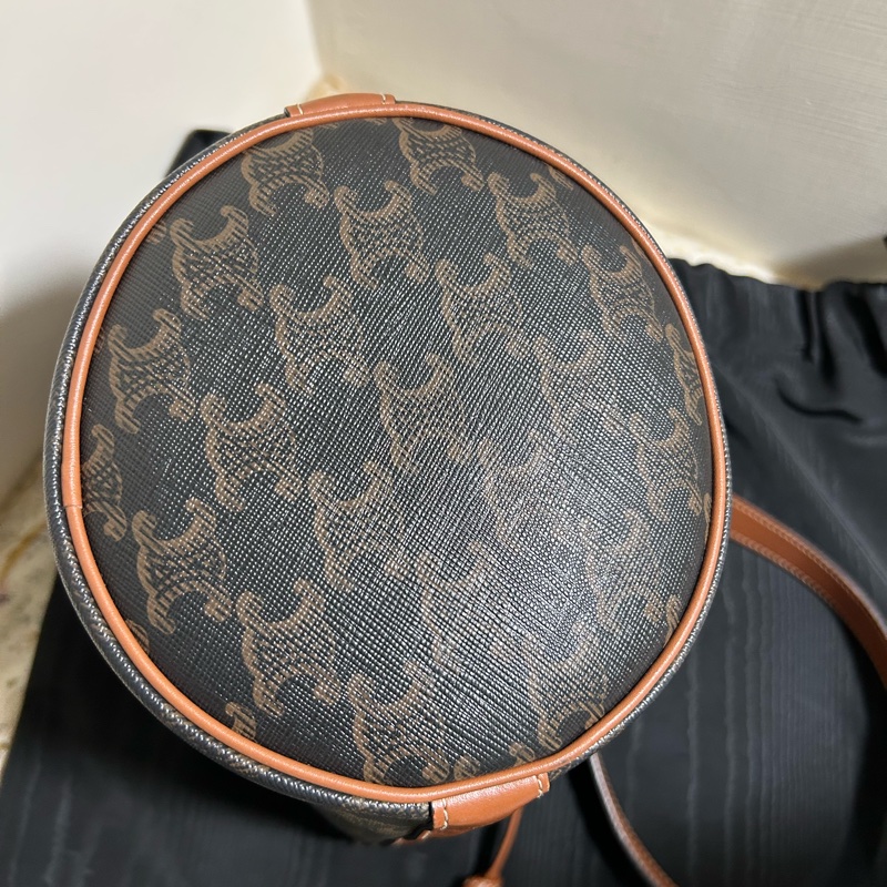 CELINE 賽琳標識印花牛皮革繩索手袋水桶包有防塵袋 超級可愛🎀-7