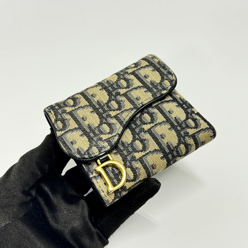 【全新品等級🎁】 Dior Saddle 經典老花短夾 (專櫃24000)-6