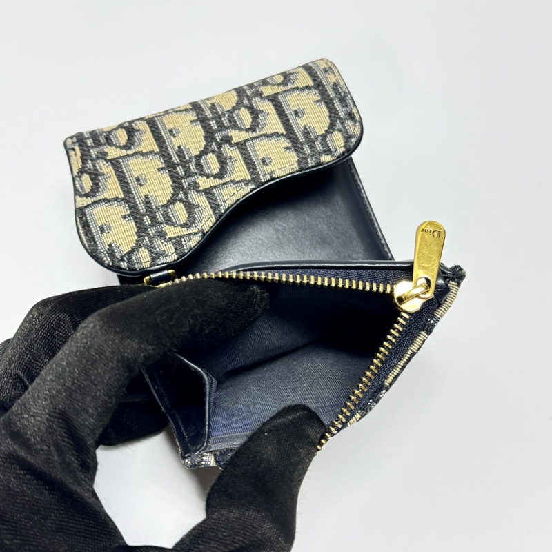 【全新品等級🎁】 Dior Saddle 經典老花短夾 (專櫃24000)-9