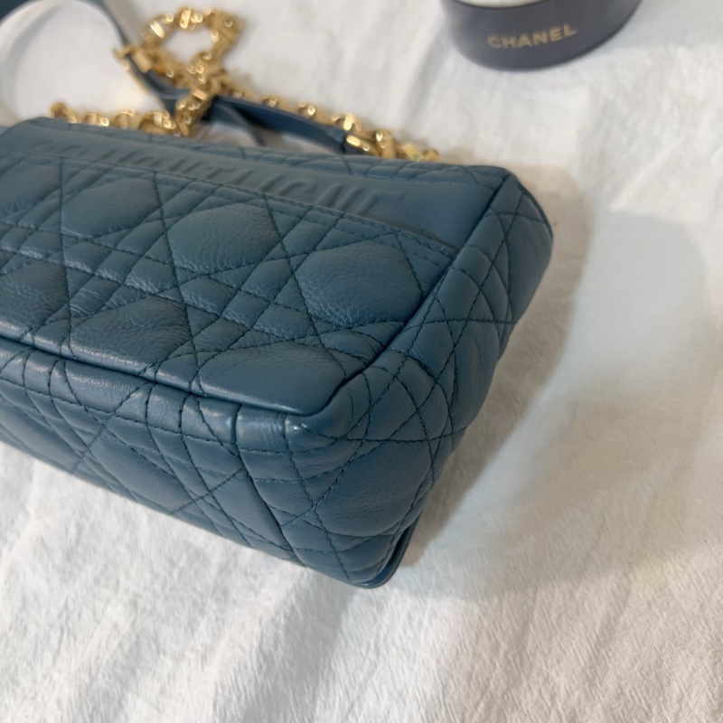 ෆ Dior Caro深海藍-11