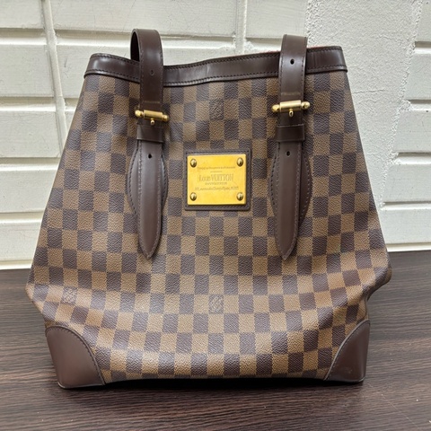 LV Hampstead MM 棋盤格帆布金牌肩背包