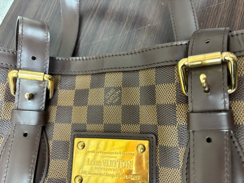 LV Hampstead MM 棋盤格帆布金牌肩背包-14