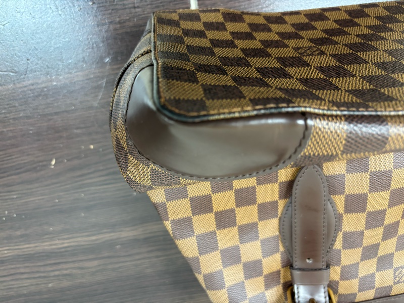 LV Hampstead MM 棋盤格帆布金牌肩背包-17