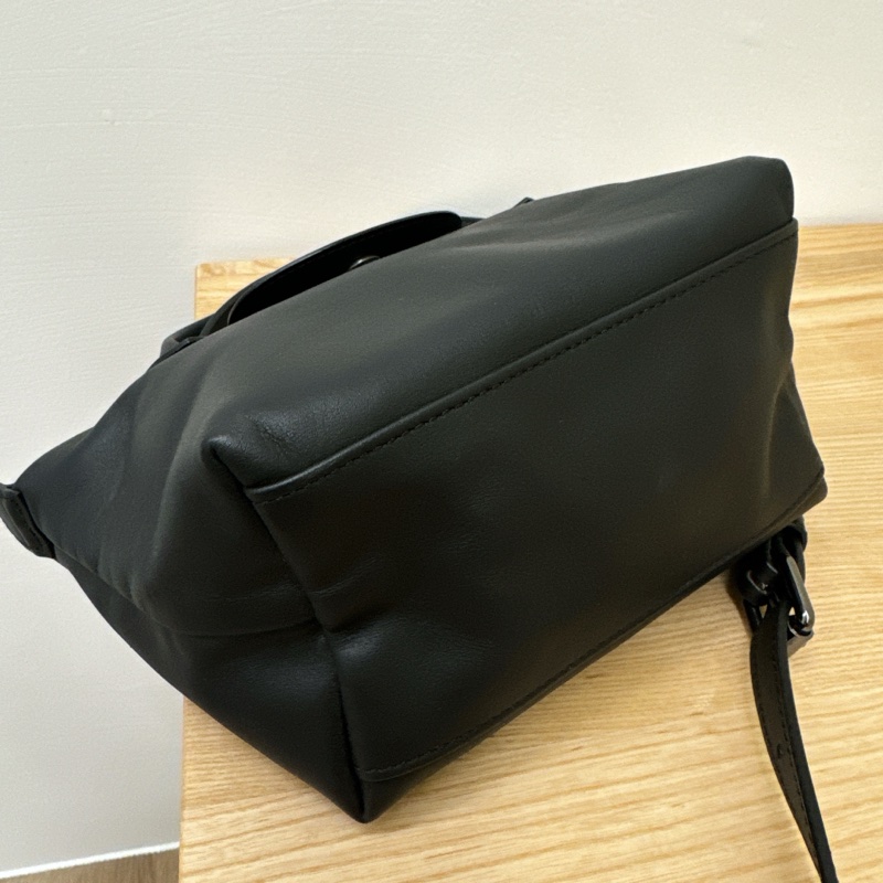 Longchamp 皮革 9.5新 手提 斜背包 水餃包-7