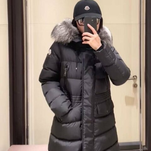 Moncler Aphroti黑色中長款拉鍊羽絨外套0碼，胸圍90cm,長75cm 98新配件塵袋
