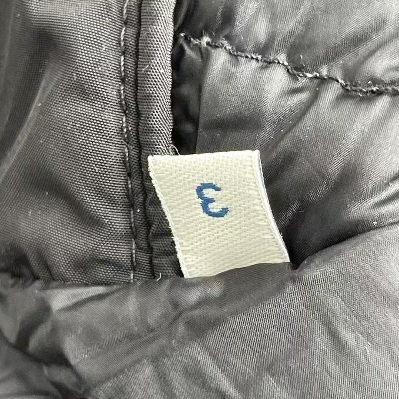 Moncler 男款黑色雙層領羽絨外套 衣長80cm,胸圍110cm, 98新配件塵袋-3