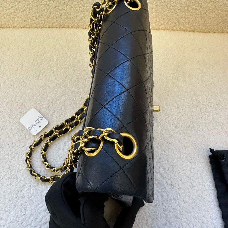 Chanel香奈兒黑金CF中號,中古羊皮款,金色金扣真係超級耐看!經典菱格紋設計,-19