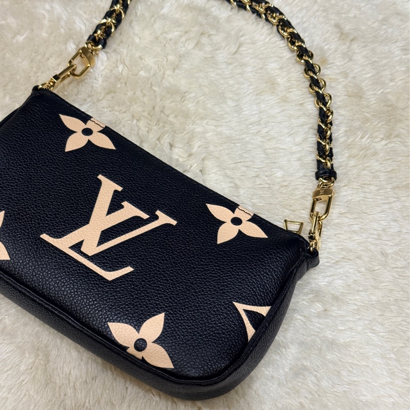 未使用品✨揹帶很美🖤LV 拼色印花 可放手機的牛皮麻將包 揹帶可拆卸-11