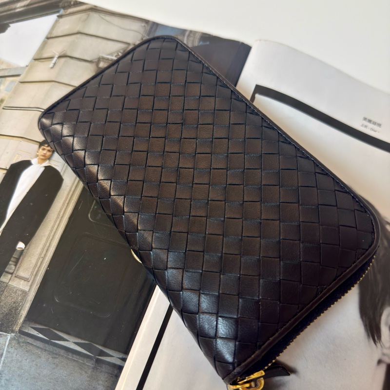 ✔️BOTTEGA VENETA BV 寶緹嘉經典編織拉鍊長夾 黑-2