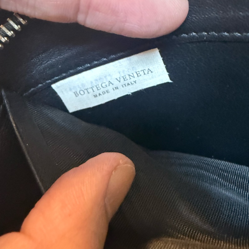 ✔️BOTTEGA VENETA BV 寶緹嘉經典編織拉鍊長夾 黑-38