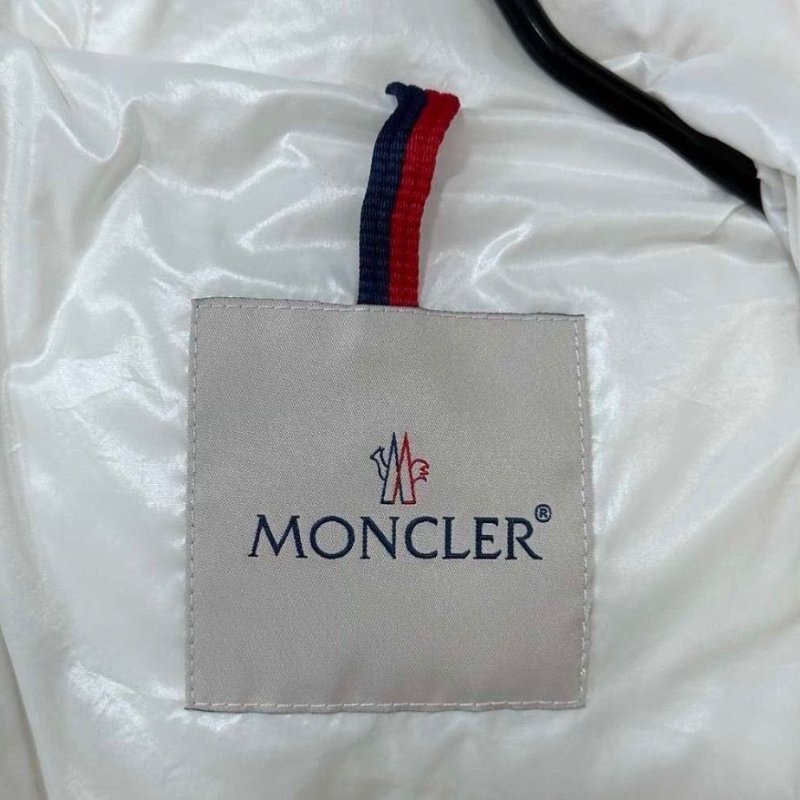 Moncler 白色新款袖標麵包羽絨服2碼胸圍120衣長64 99新配件塵袋-4