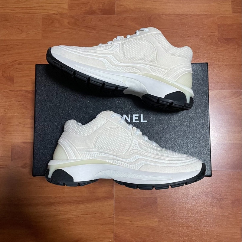 Chanel香奈兒24s徽標雙C運動鞋 白色大王 白色 37碼-1