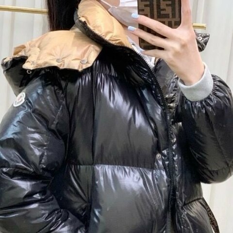 Moncler爆款22fw黑金Parana羽絨外套2碼 胸圍122cm 衣長72cm 99新配件塵袋衣架