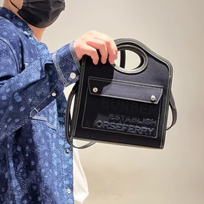 實用設計款❤️‍🔥 超低價😍Burberry黑色帆布拼皮刺繡Logo手提斜背包-2