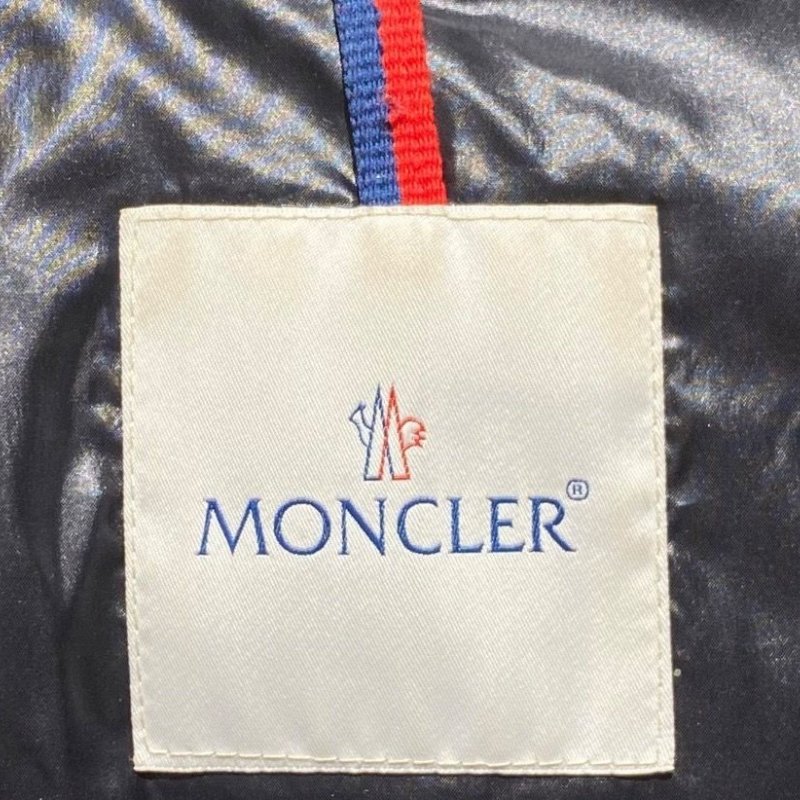 Moncler Bady黑色亮面刺繡徽標logo羽絨外套 1碼 胸圍98cm 衣長60cm 98新配件塵袋衣架-2