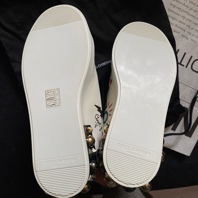 D&G杜嘉班納 限量版塗鴉鉚釘小白鞋 37碼-5