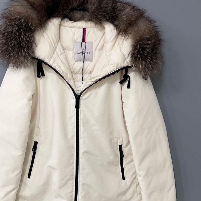 Moncler白雪公主狐毛領中長款羽絨外套 1碼胸圍：102衣長：82 99新配件塵袋衣架-2