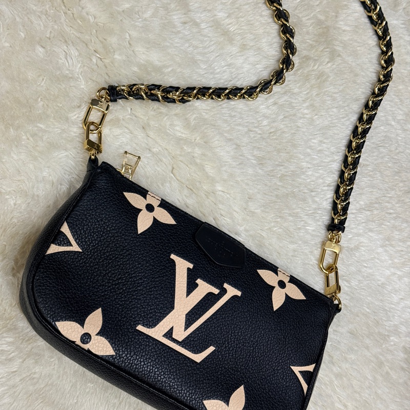 未使用品✨ 揹帶很美🖤LV 拼色印花 可放手機的牛皮麻將包 揹帶可拆卸-13