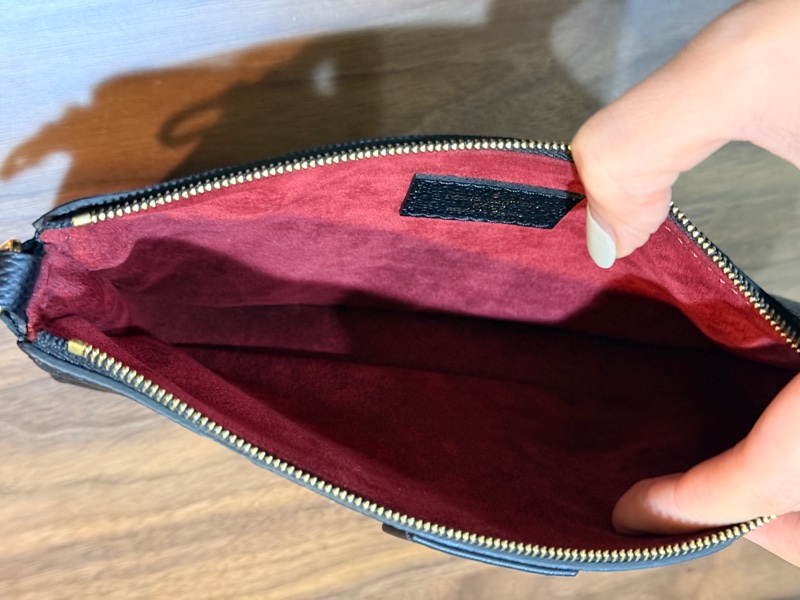 未使用品✨ 揹帶很美🖤LV 拼色印花 可放手機的牛皮麻將包 揹帶可拆卸-17