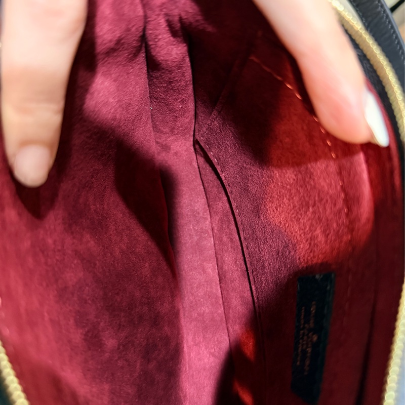 未使用品✨ 揹帶很美🖤LV 拼色印花 可放手機的牛皮麻將包 揹帶可拆卸-32