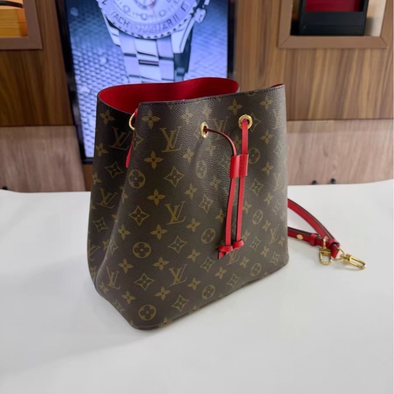 全網最低價🈶購證❤️🔥Lv 經典老花NEONOE紅桶配色水桶包單肩斜挎包-10
