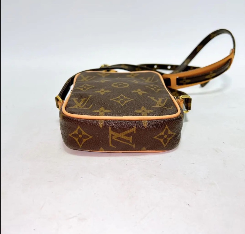 【全網最低價✨92%新】Danube 斜挎包 M14013 老花相機包-3