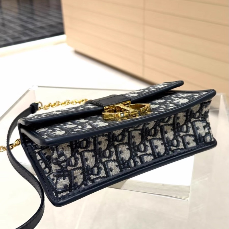 優雅秋冬必入款❄️99新🆕Dior小號Montaigne蒙田30刺繡老花翻蓋包🉑調節🉑拆卸鏈條斜挎包包-12