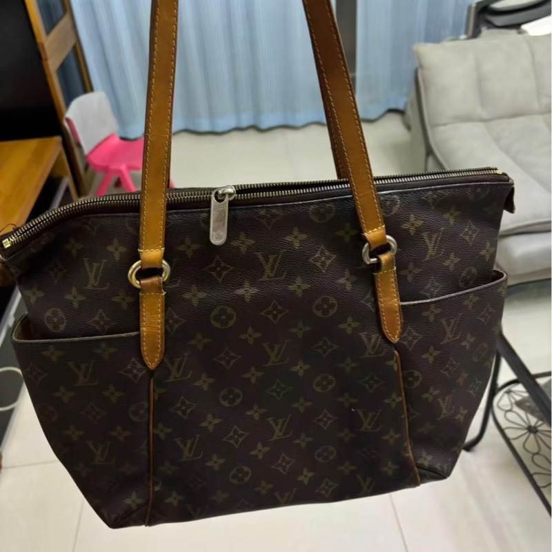 LV  Totally MM Monogram 托特包-5