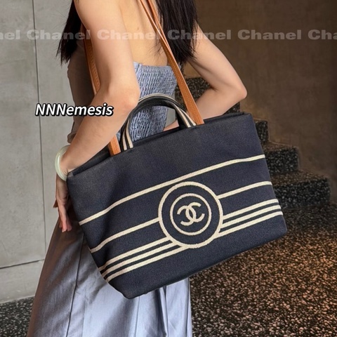 百看不厭👀極美稀有款😍Chanel 帆布藍白條紋沙灘托特包肩背手提包