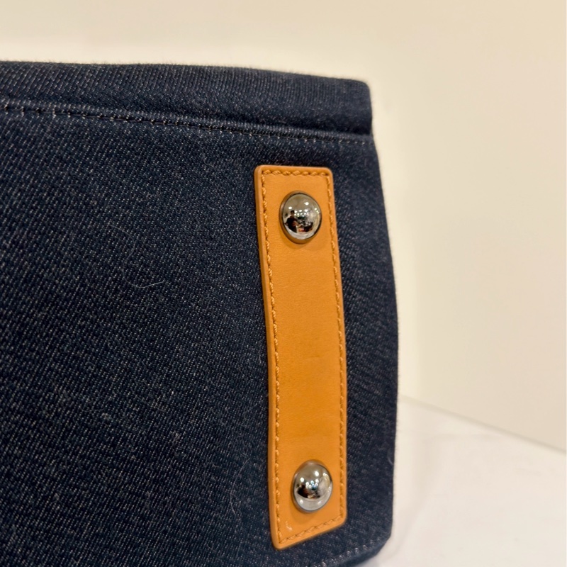 百看不厭👀極美稀有款😍Chanel 帆布藍白條紋沙灘托特包肩背手提包-16