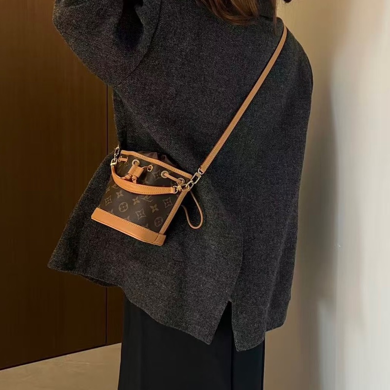 🔥不用4萬🫶🏻路易威登小水桶LV原花Nano Noe束口手把水桶包M81266-0