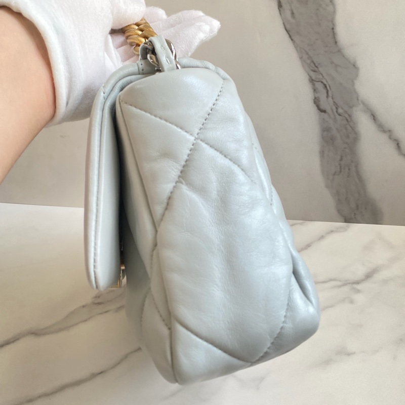 🎆迎新年只要$99,999 Chanel 19bag 小號26cm 迷霧淡藍 金扣 晶片款-5