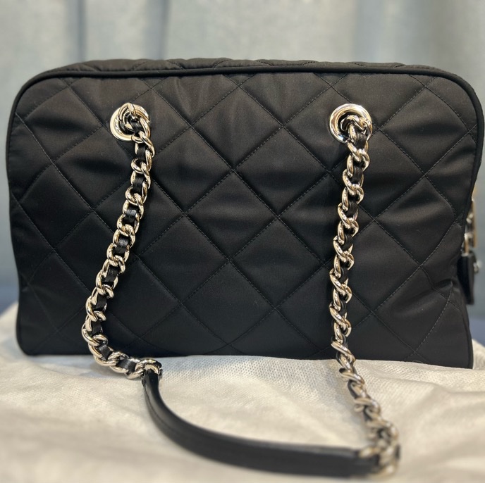 [特價] PRADA 普拉達 全新尼龍黑菱格紋肩背包 1BB903-6