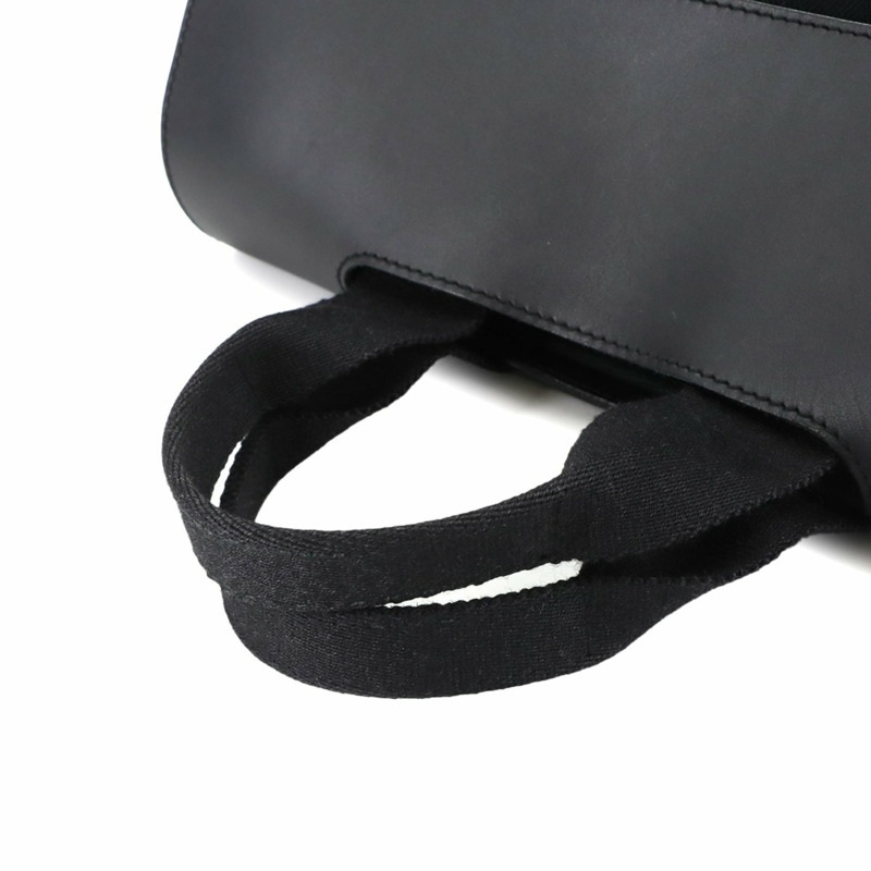 愛馬仕 Hermès Valparaiso PM 手提包，採用人字紋帆布皮革，搭配黑色和銀色五金配件。-5