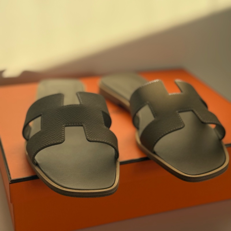 Hermès 經典大象灰H拖鞋/全新品-4