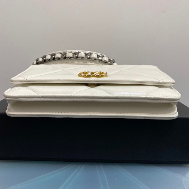 【92%新 ✨ 全網最抵！】Chanel 19bag WOC 白色 牛皮 芯片款-4