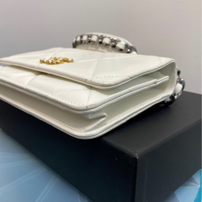 【92%新 ✨ 全網最抵！】Chanel 19bag WOC 白色 牛皮 芯片款-6