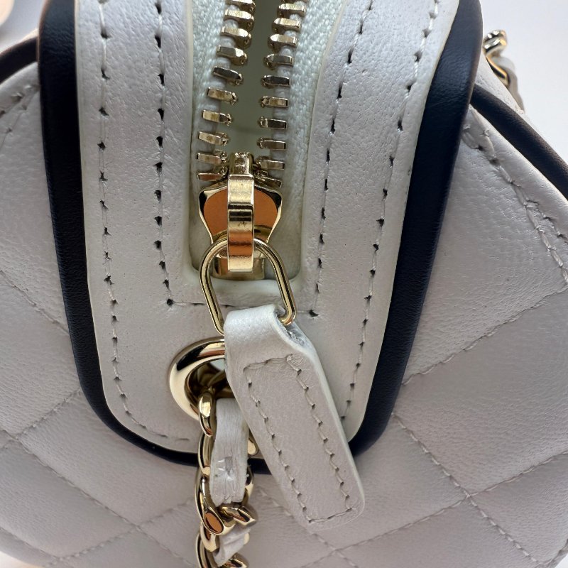 香奈兒白金黑標 2025 款保齡球單肩斜挎包-21