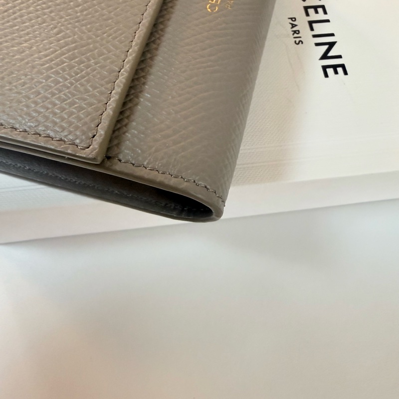 ✔️ Celine 粒面牛皮三折短夾（鵝卵石色）-24