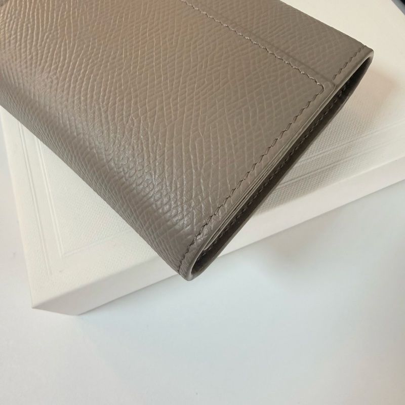 ✔️ Celine 粒面牛皮三折短夾（鵝卵石色）-25