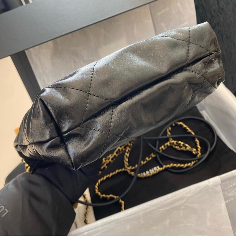【98%新 ✨ 全網最抵】Chanel 22 bag mini 黑金 牛皮 芯片款 全套配件齊-4