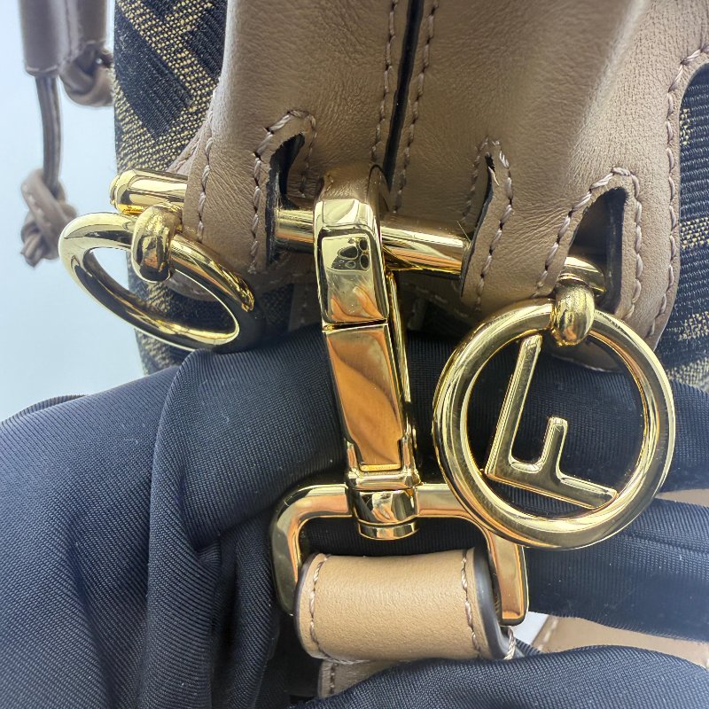 芬迪 Mon Tresor 老花抽繩水桶包-18