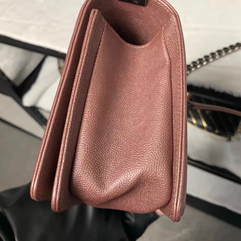 【98%新 ✨ 全網最抵】 Chanel leboy 中號 山形紋粉色 銀扣 荔枝牛皮 26開-2