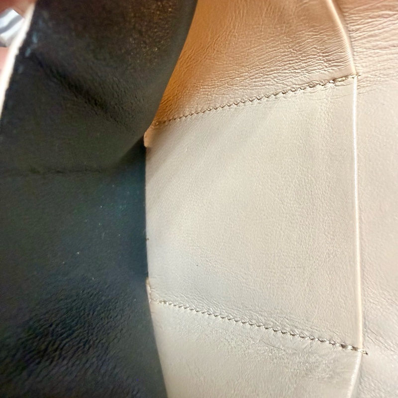 ✔️ Saint Laurent Paris YSL 聖羅蘭 魚子醬牛皮三折短夾(藕粉)-18